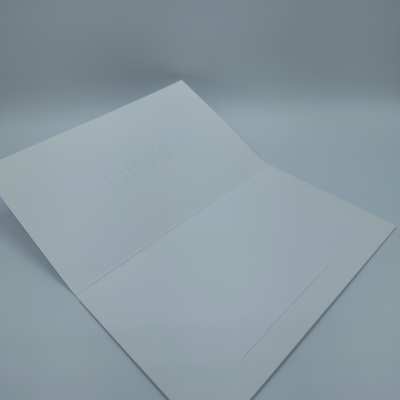 Dior Boutique Envelope Card | Gold Logo | Luxury Gift Packaging - Picture 3 of 3
